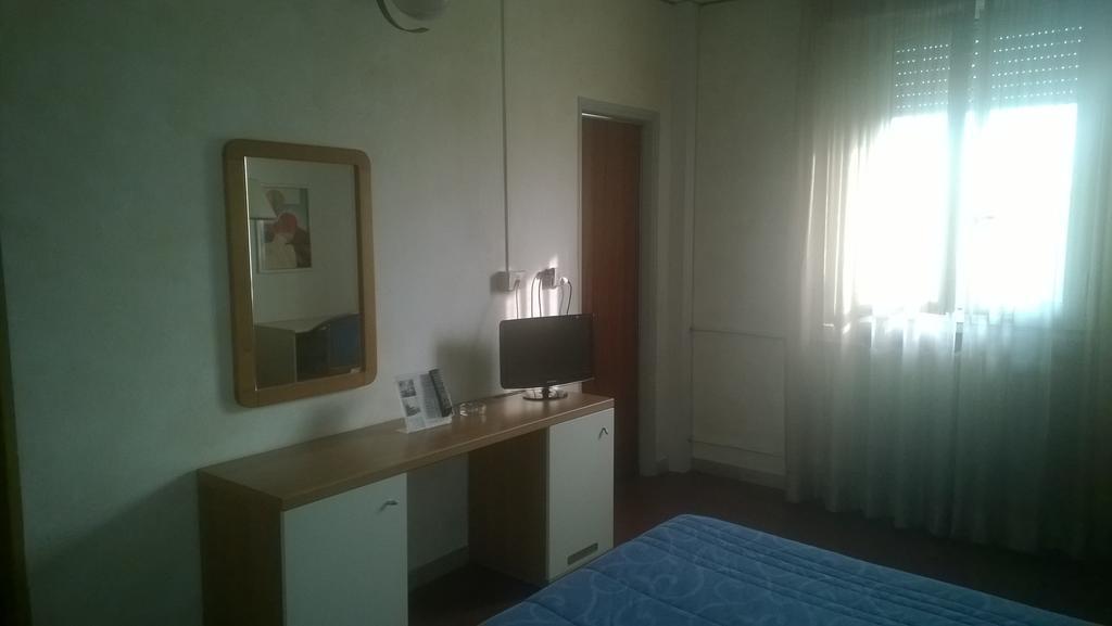 Hotel San Vitale Medicina  Buitenkant foto