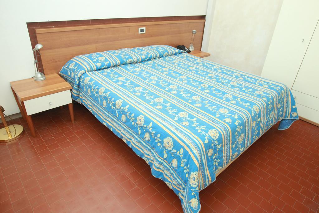 Hotel San Vitale Medicina  Buitenkant foto