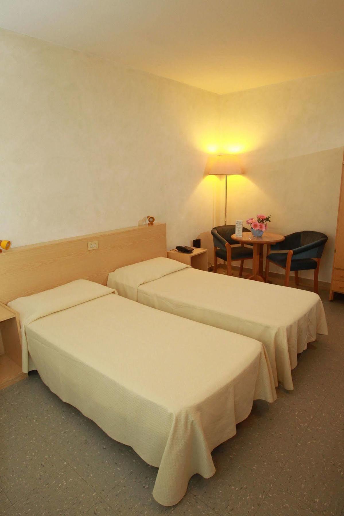 Hotel San Vitale Medicina  Buitenkant foto